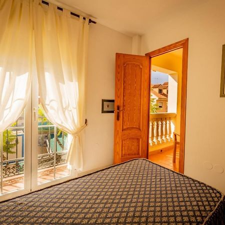 פואנגירולה Hotel La Morena מראה חיצוני תמונה