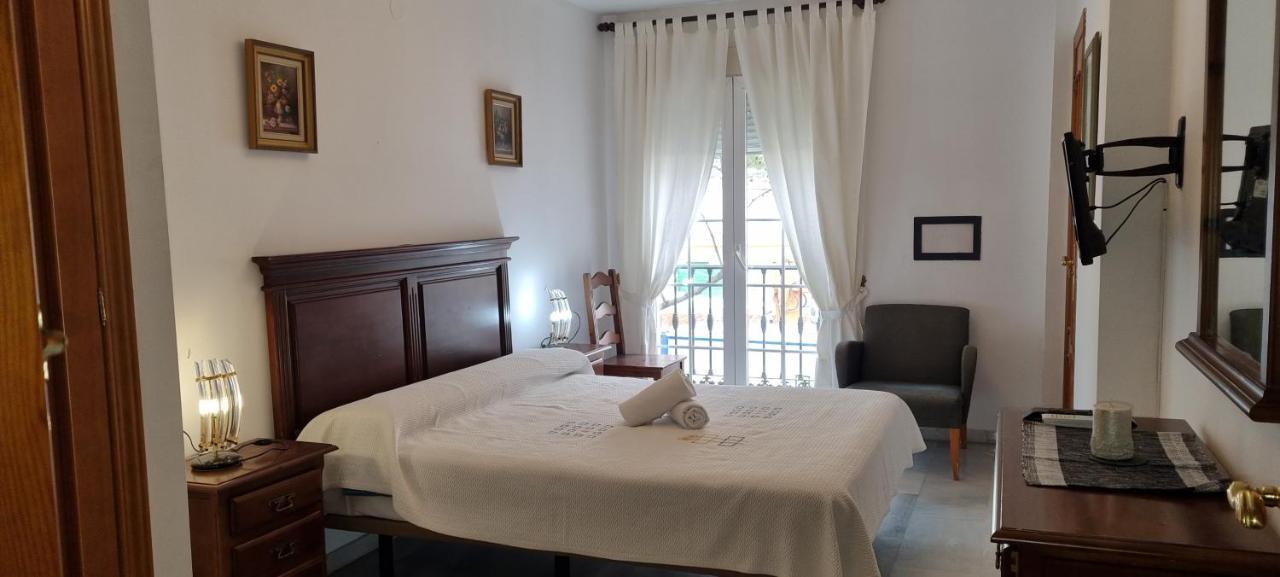 פואנגירולה Hotel La Morena מראה חיצוני תמונה
