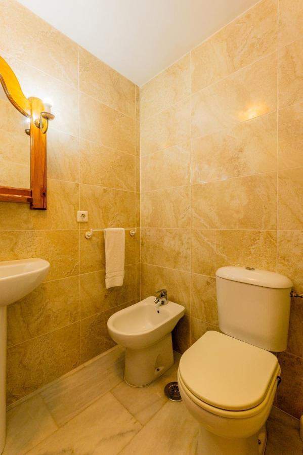 פואנגירולה Hotel La Morena מראה חיצוני תמונה
